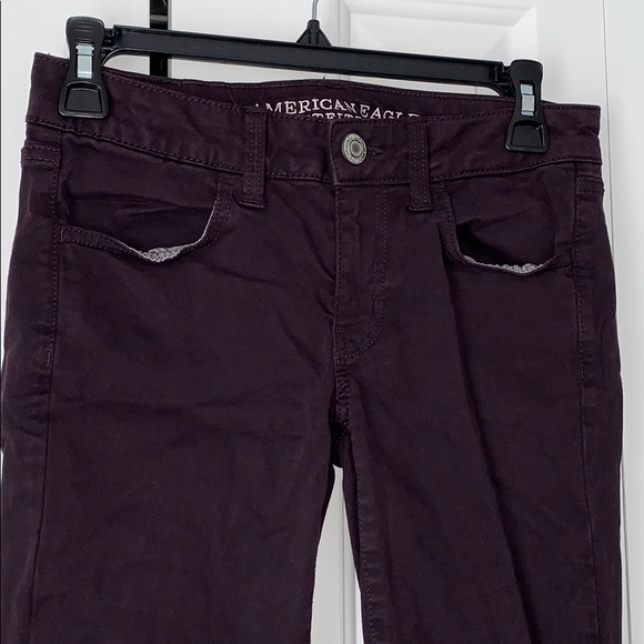 Women’s American Eagle Jeans - Picture 2 of 5